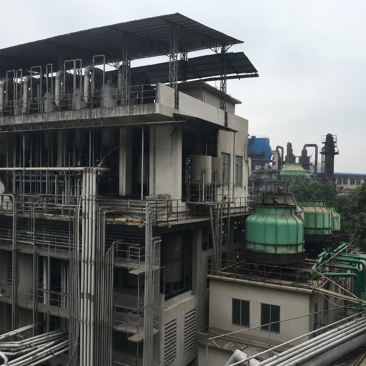 Xiamen Degusa Chemical persulfate production plant with industrial equipment and pipelines